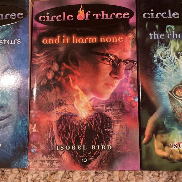 “Circle of Three, Volumes 1-15, Paperback Novels - Picture 14 of 16